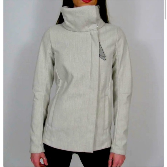 Lululemon sweat life heather grey winter jacket. Guc. Size 8 - Picture 1 of 16